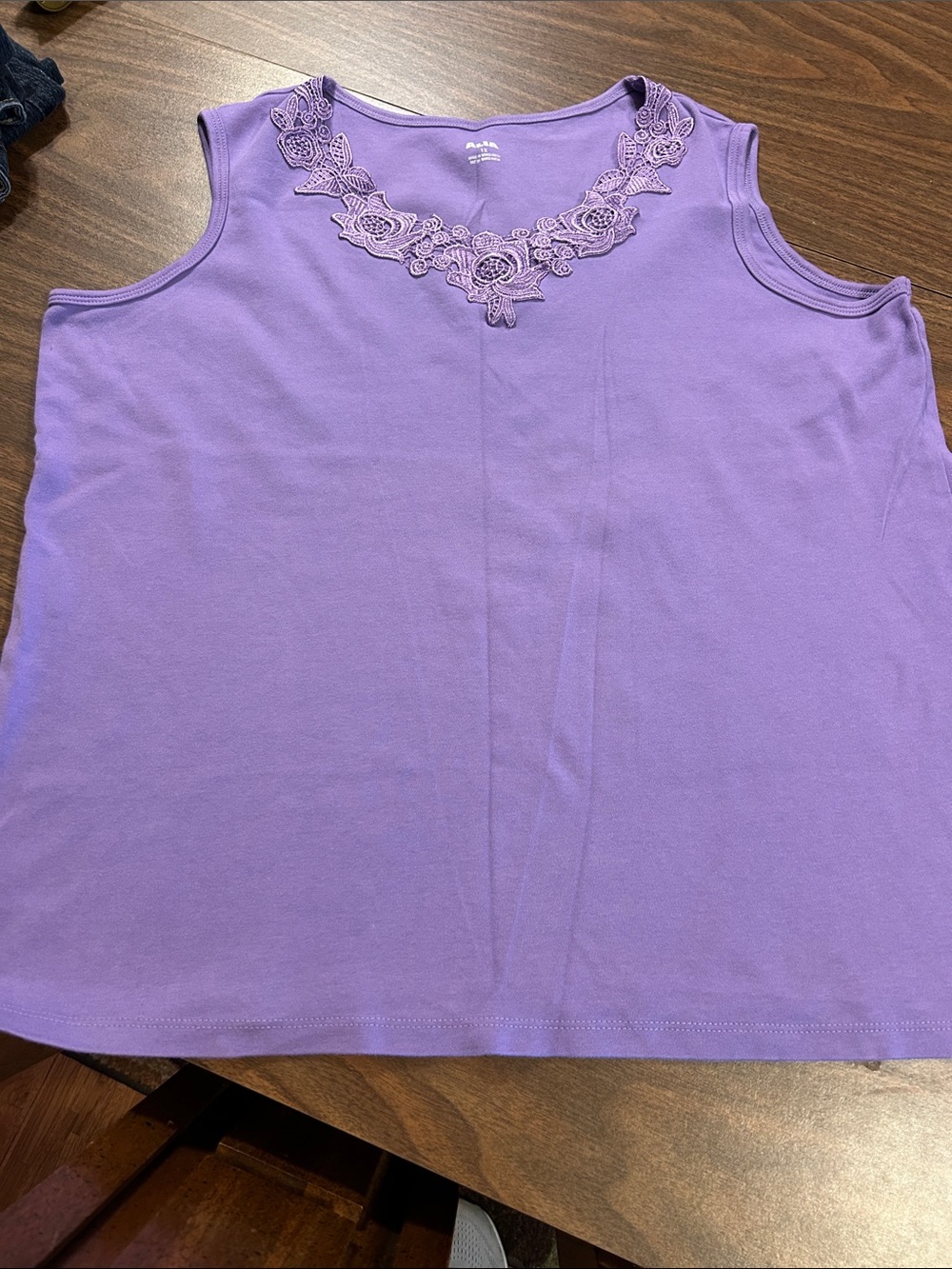 Alia Lavender Lace-Trim Sleeveless Tank